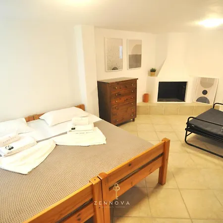 Zennova #64 Casa Elias *